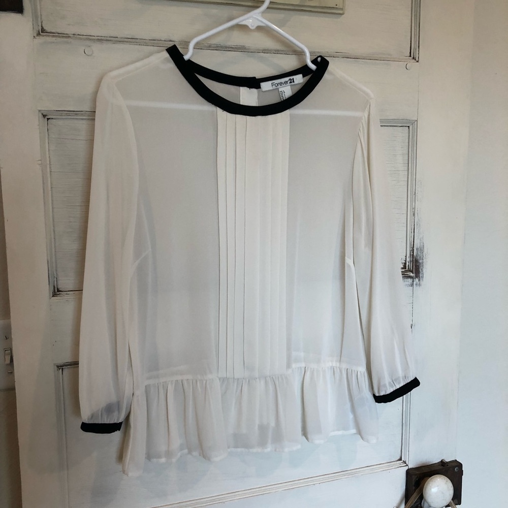 Cream Blouse - Picture 2 of 2